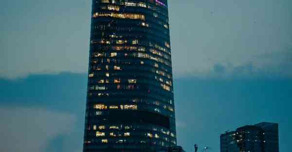 琉璃是谁的作品_琉璃是谁转世