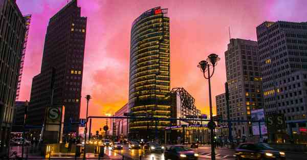 琉璃是什么样的图片_琉璃是什么样的