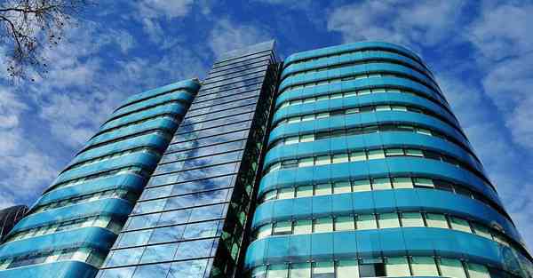 拍宣传片的手势_拍宣传片的医院