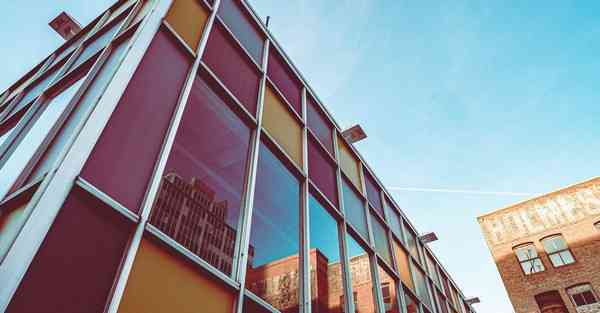 专业制作各种鱼缸_专业制作各种广告牌