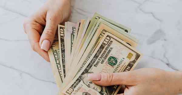 宣传片应该带什么话题