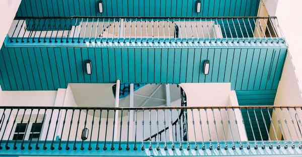 蛋糕师制作蛋糕的教程_蛋糕师制作蛋糕