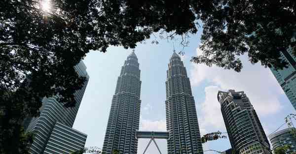 蛋糕师制作蛋糕的教程_蛋糕师制作蛋糕