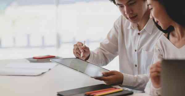 公司动画图片_公司动荡