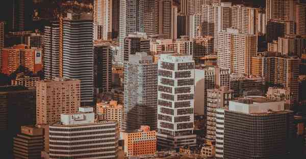 琉璃是什么材料而成的_琉璃是什么材料做出来的