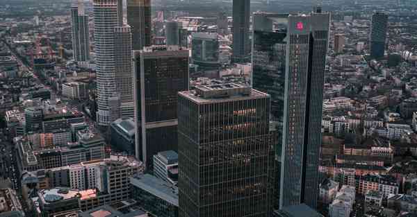 如何制作宣传栏展板图_如何制作宣传栏展板的软件